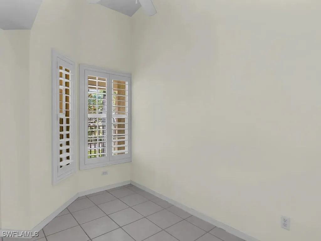 254 Newport Drive Naples FL 34114