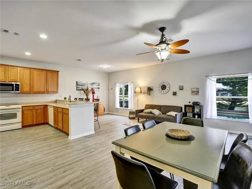 2941 Inlet Cove Lane E Naples FL 34120