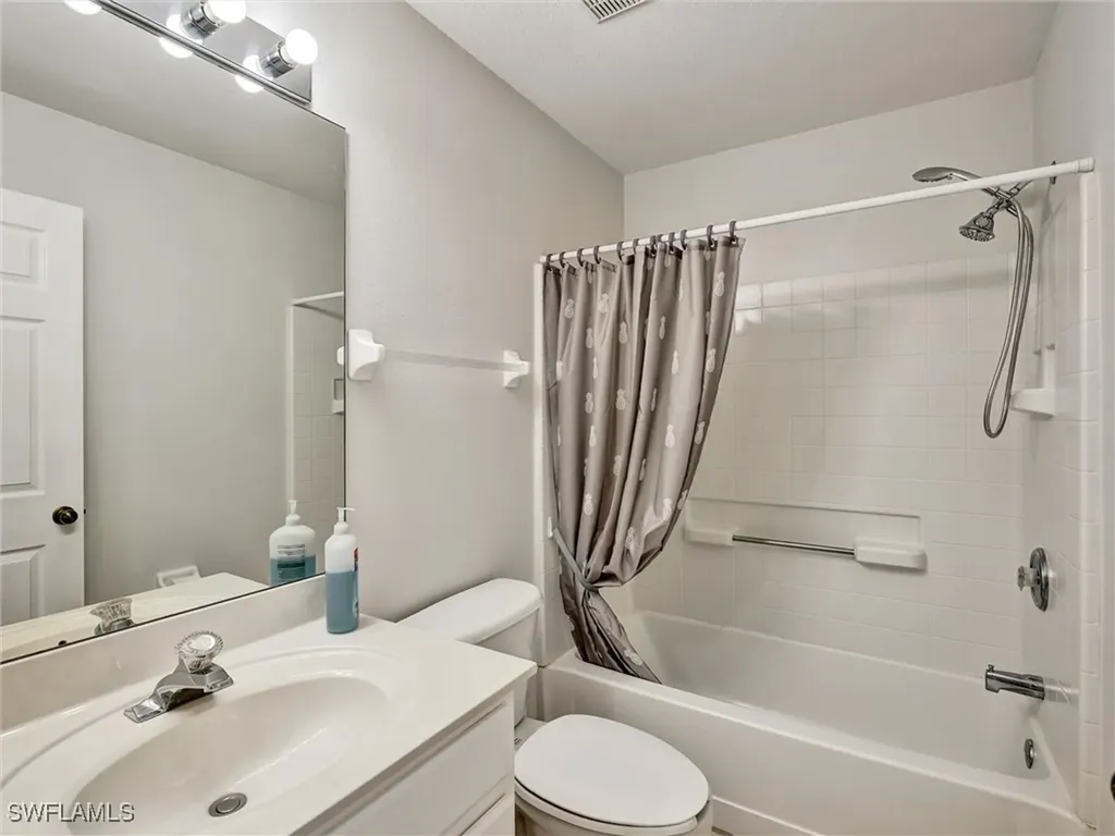 2941 Inlet Cove Lane E Naples FL 34120