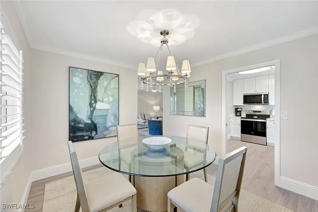 4180 Crayton Road Naples FL 34103