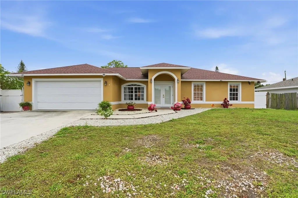 5378 23rd Court SW Naples FL 34116