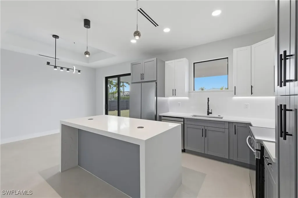 1806 NE 23rd Avenue Cape Coral FL 33909