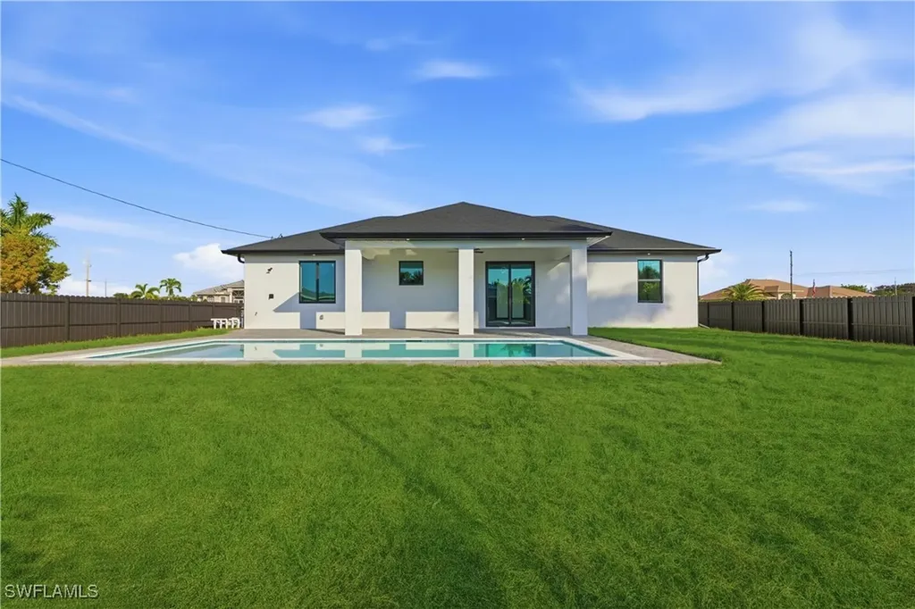 1806 NE 23rd Avenue Cape Coral FL 33909