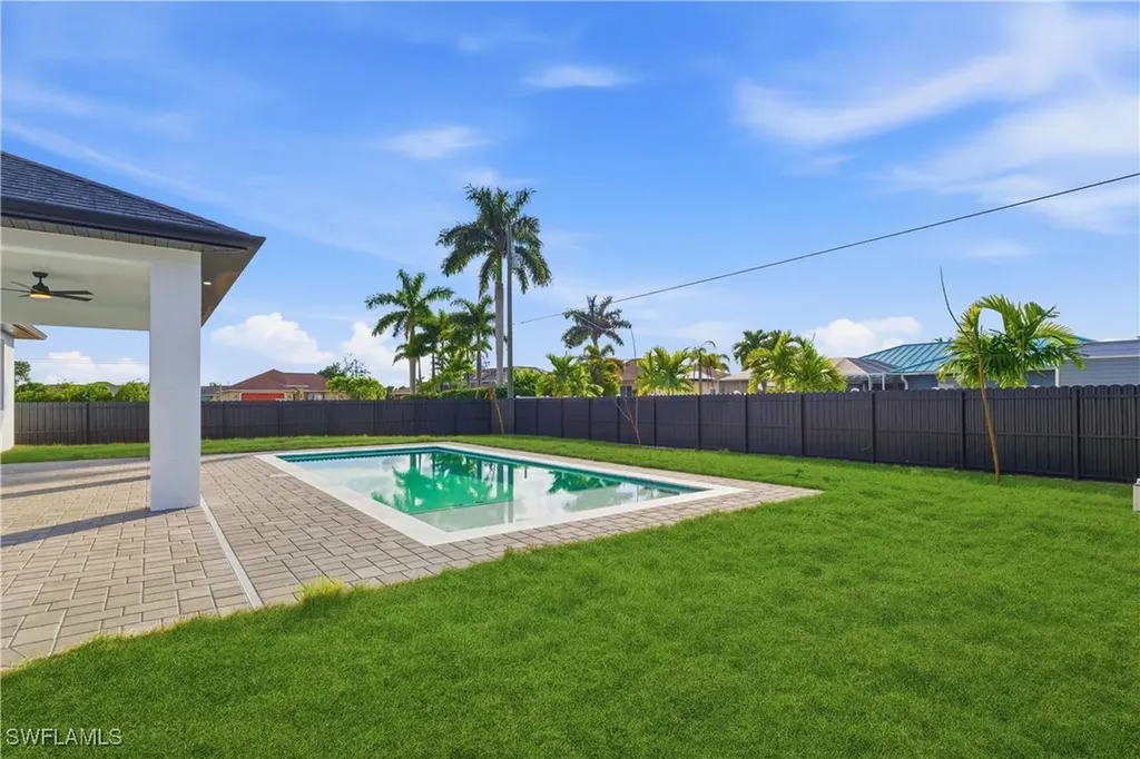 1806 NE 23rd Avenue Cape Coral FL 33909