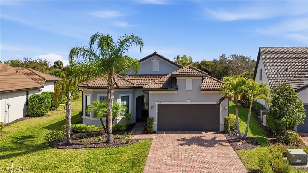 2718 Aviamar Circle Naples FL 34114