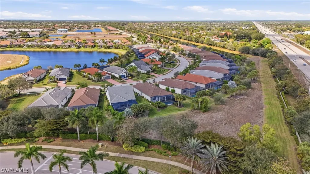 2718 Aviamar Circle Naples FL 34114