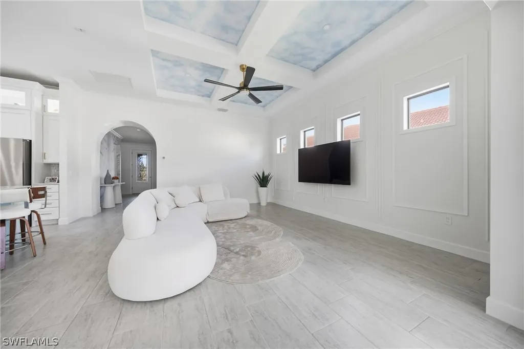2718 Aviamar Circle Naples FL 34114