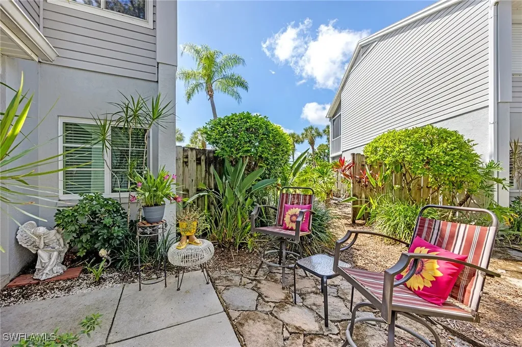 2550 Citrus Lake Drive Naples FL 34109