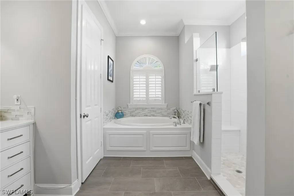 6250 Tidewater Island Circle Fort Myers FL 33908