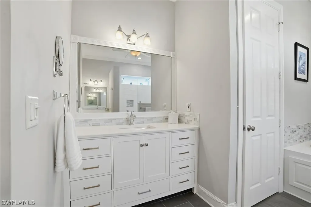 6250 Tidewater Island Circle Fort Myers FL 33908