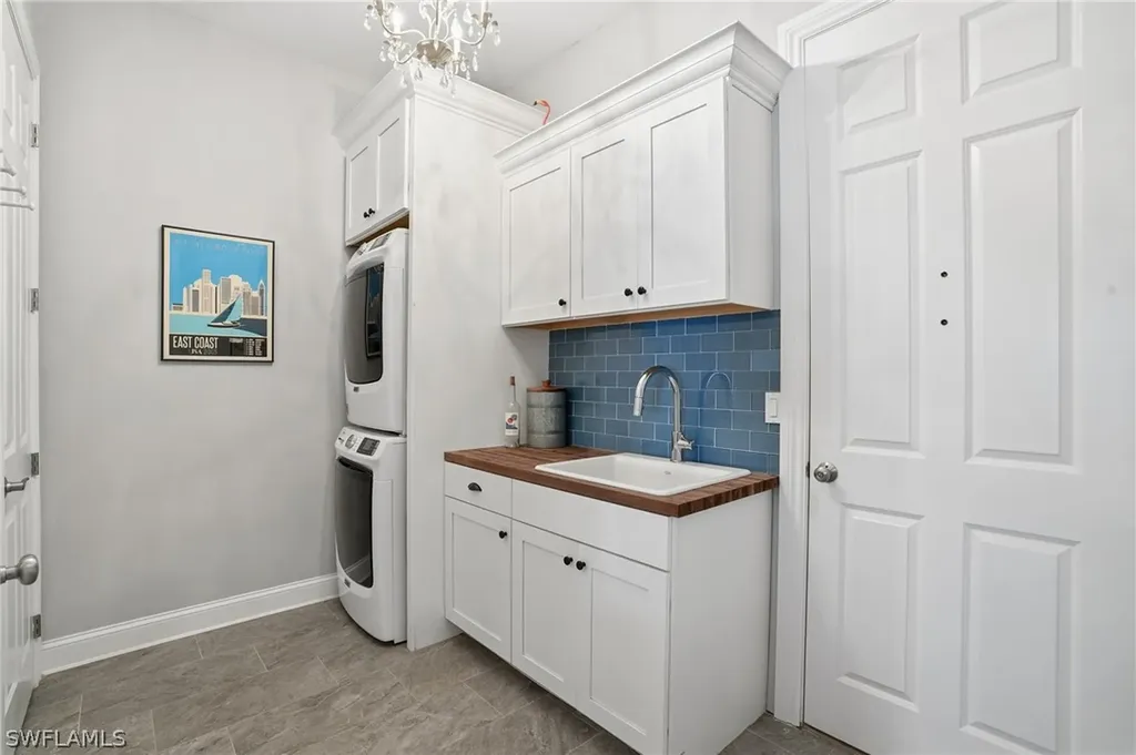 6250 Tidewater Island Circle Fort Myers FL 33908