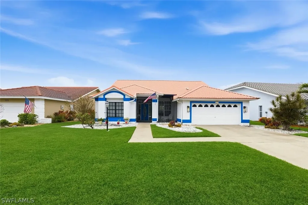 209 Countryside Drive Naples FL 34104