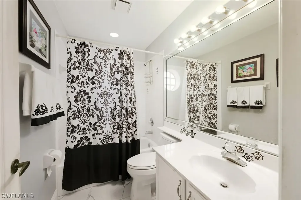 209 Countryside Drive Naples FL 34104