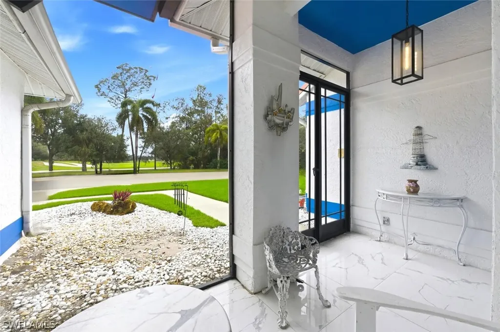 209 Countryside Drive Naples FL 34104