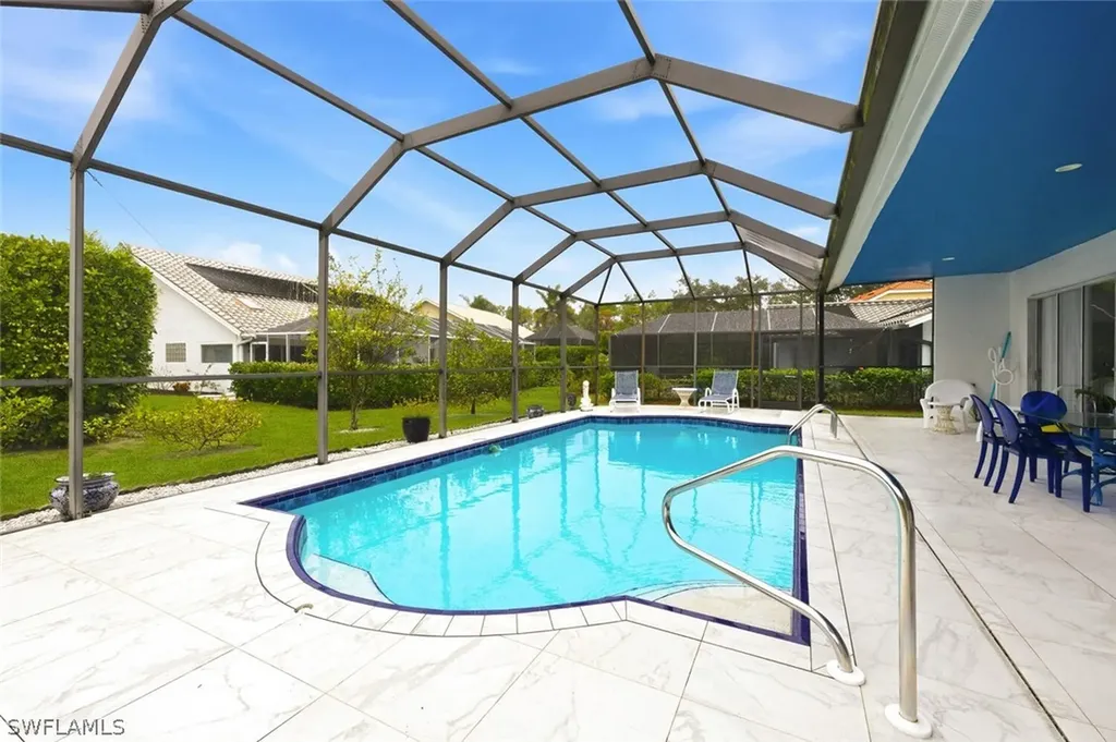 209 Countryside Drive Naples FL 34104
