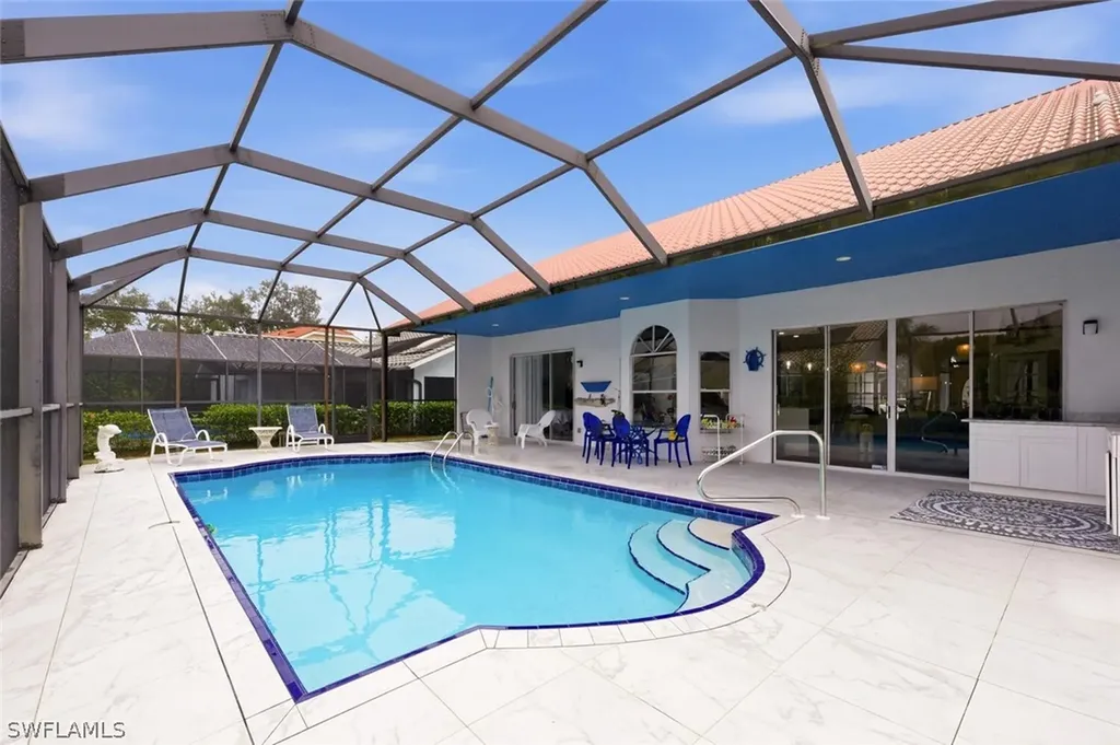 209 Countryside Drive Naples FL 34104