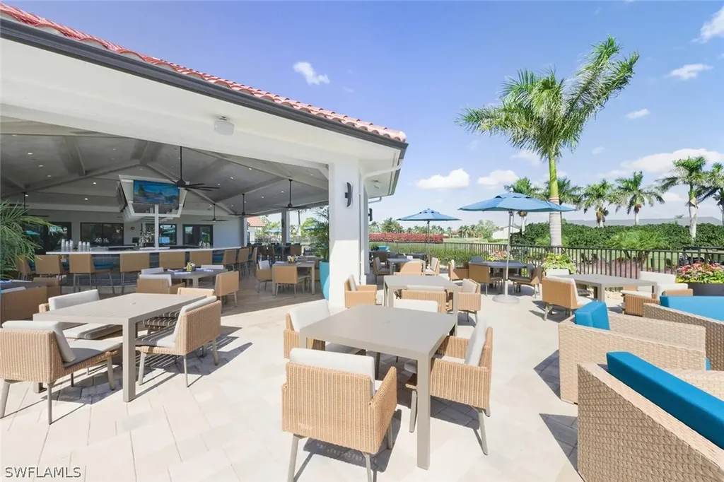 209 Countryside Drive Naples FL 34104