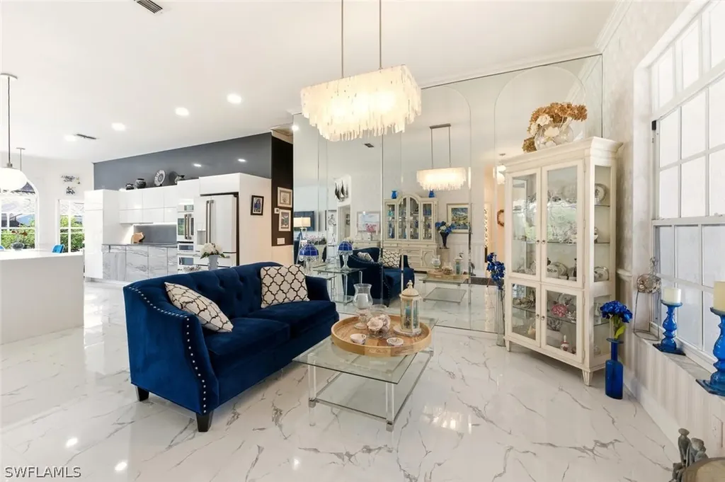 209 Countryside Drive Naples FL 34104