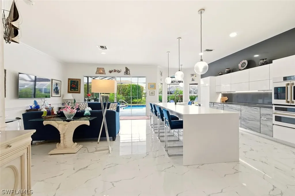 209 Countryside Drive Naples FL 34104