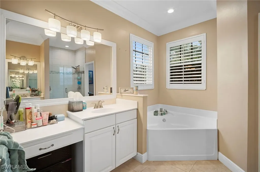 88 Burnt Pine Drive Naples FL 34119