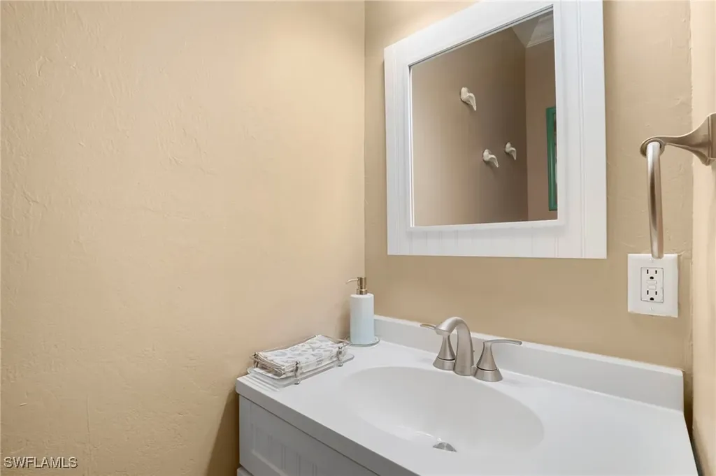 88 Burnt Pine Drive Naples FL 34119