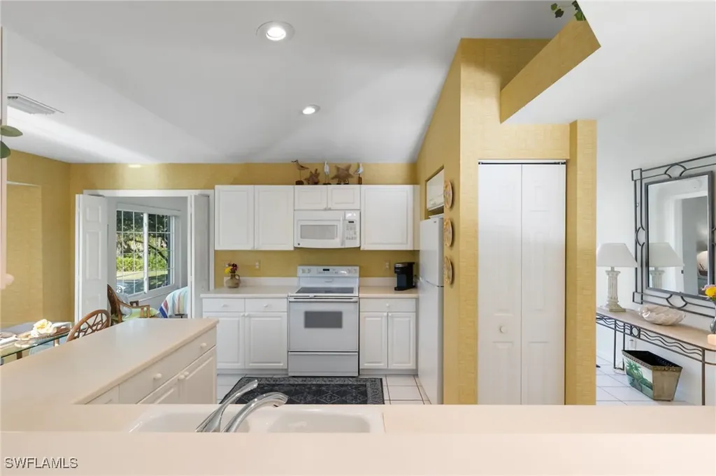 768 Wiggins Lake Drive Naples FL 34110