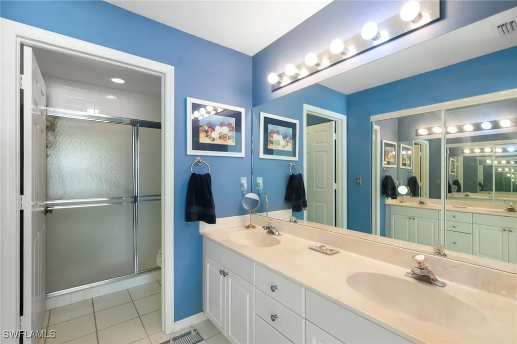 768 Wiggins Lake Drive Naples FL 34110