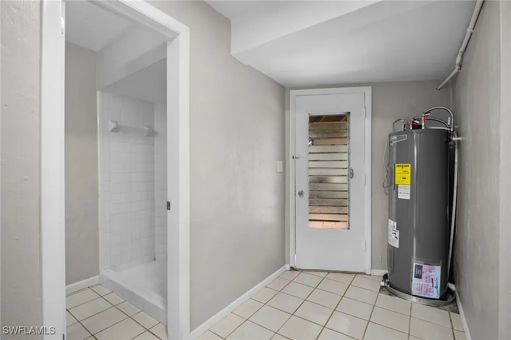 4244 Ellen Avenue Fort Myers FL 33901