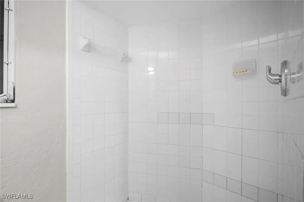 4244 Ellen Avenue Fort Myers FL 33901