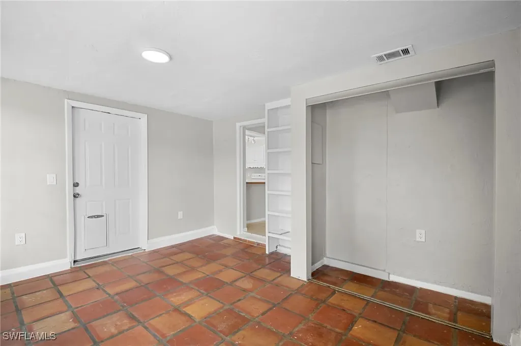 4244 Ellen Avenue Fort Myers FL 33901