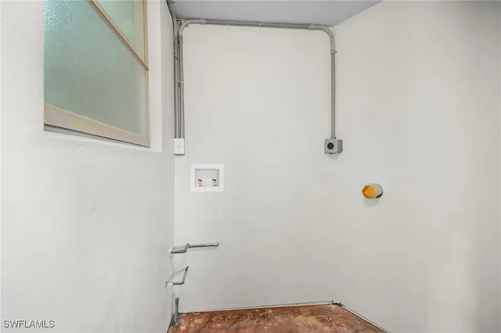 4244 Ellen Avenue Fort Myers FL 33901