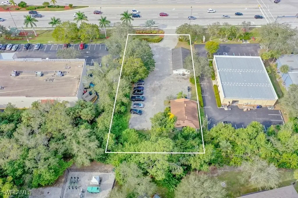 27831 S Tamiami Trail Bonita Springs FL 34134