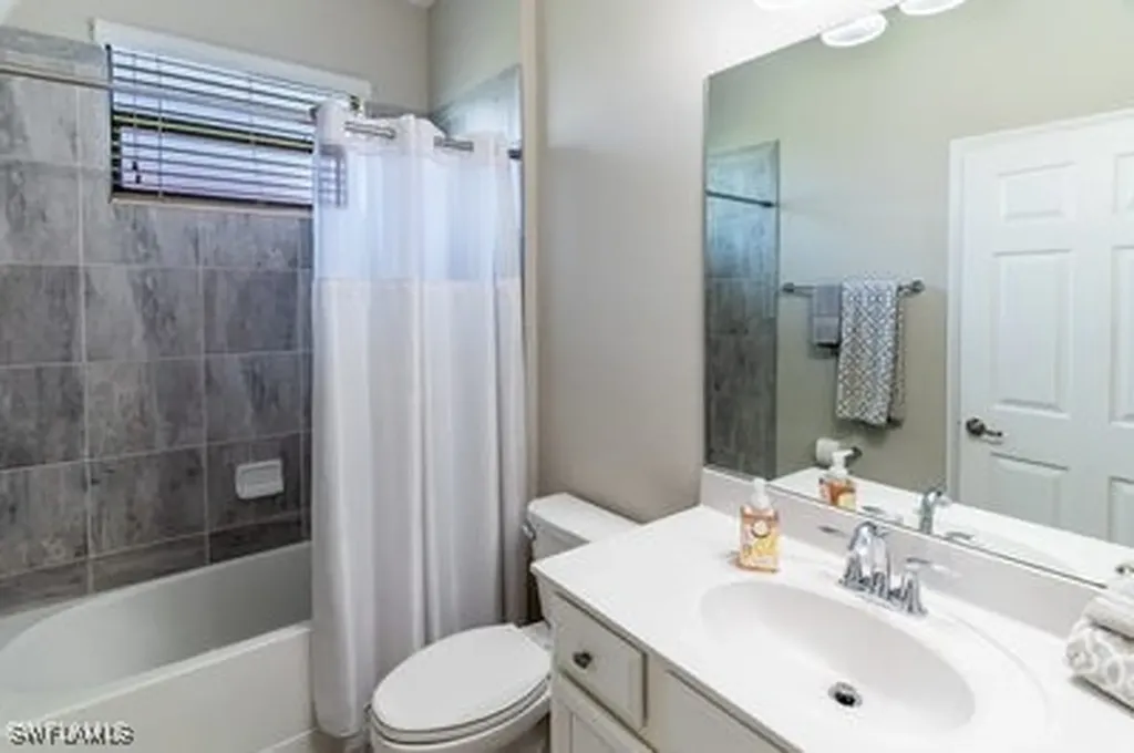 1414 Oceania Drive S Naples FL 34113
