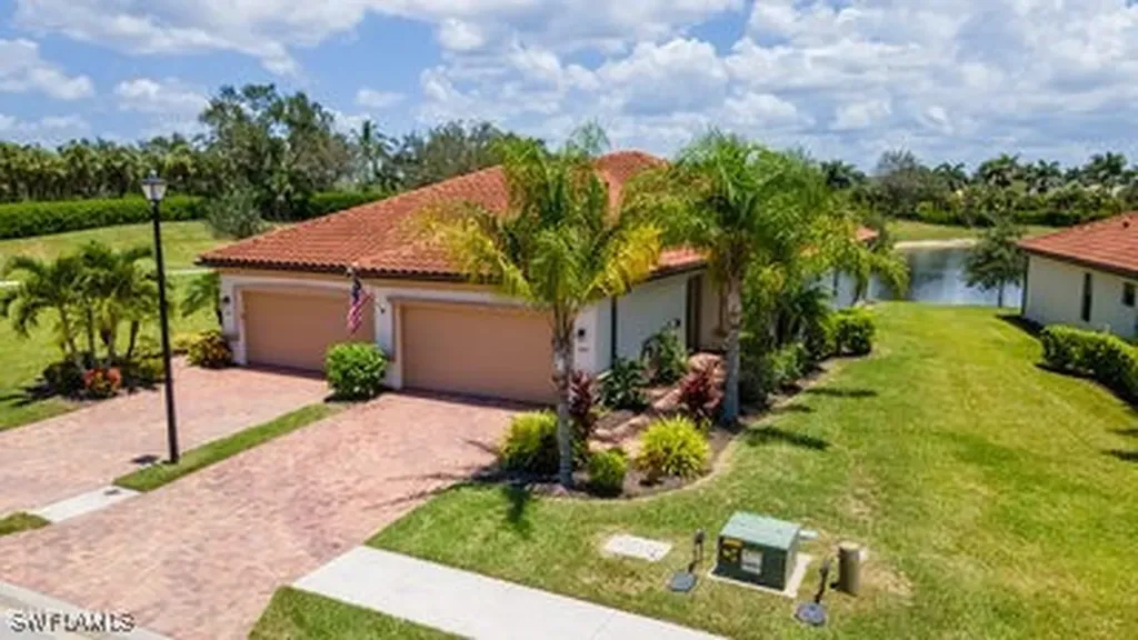 1414 Oceania Drive S Naples FL 34113