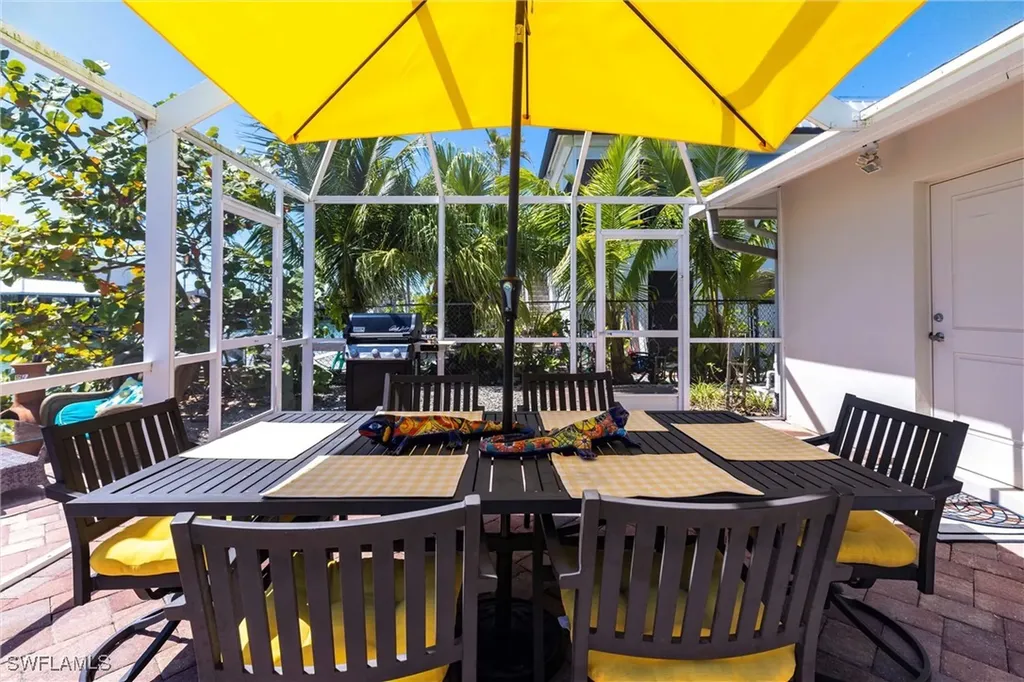 164 Trinidad Street Naples FL 34113