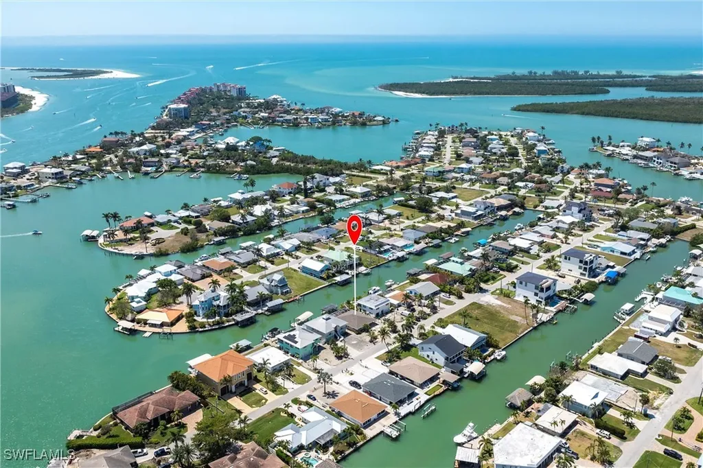 164 Trinidad Street Naples FL 34113