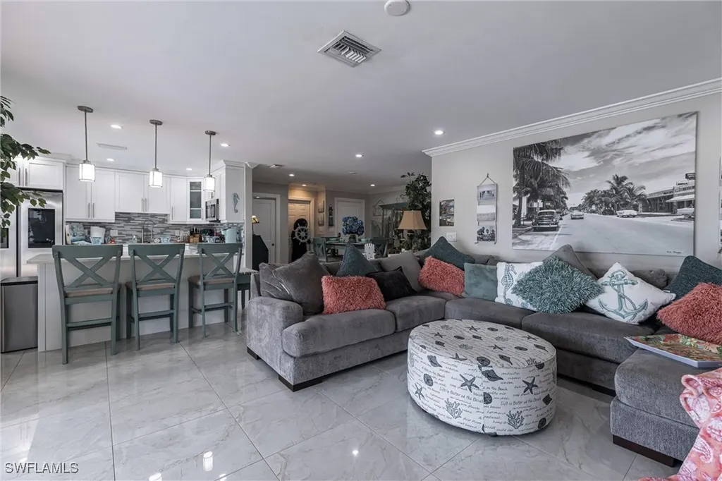 164 Trinidad Street Naples FL 34113