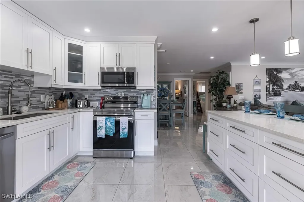 164 Trinidad Street Naples FL 34113