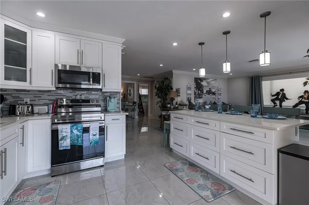 164 Trinidad Street Naples FL 34113
