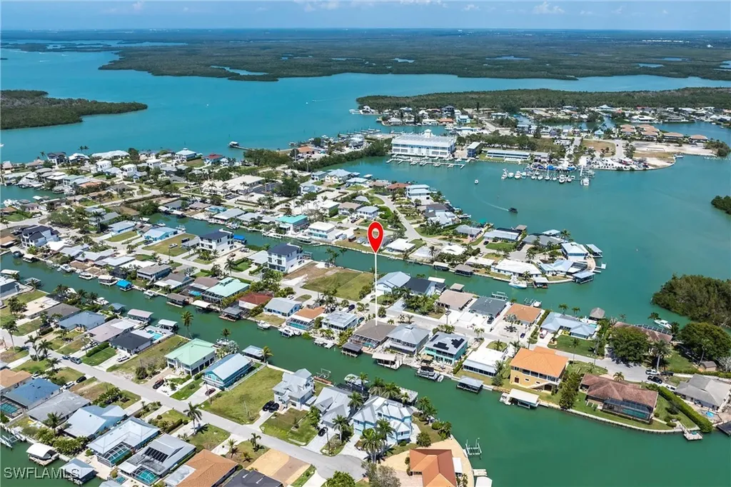 164 Trinidad Street Naples FL 34113