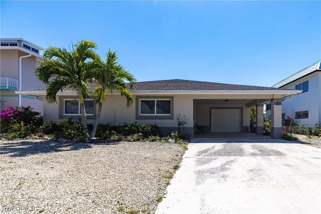 164 Trinidad Street Naples FL 34113