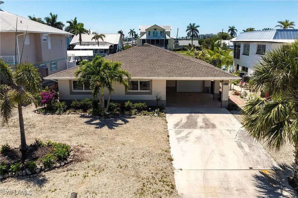 164 Trinidad Street Naples FL 34113