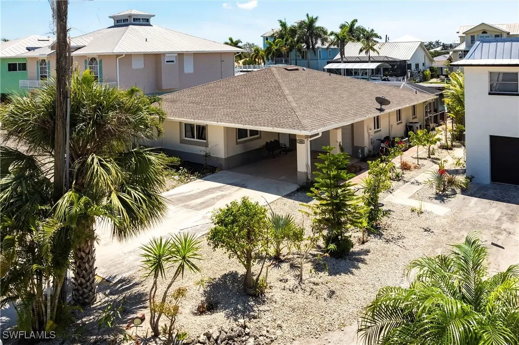 164 Trinidad Street Naples FL 34113