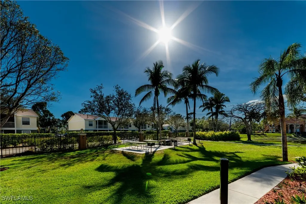 1230 Wildwood Lakes Boulevard Naples FL 34104