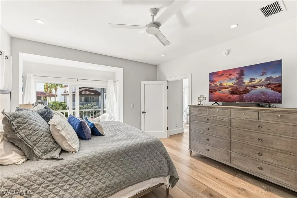4705 Villa Mare Lane Naples FL 34103