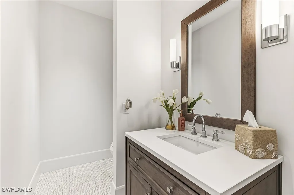 4705 Villa Mare Lane Naples FL 34103