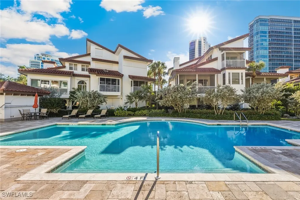 4705 Villa Mare Lane Naples FL 34103