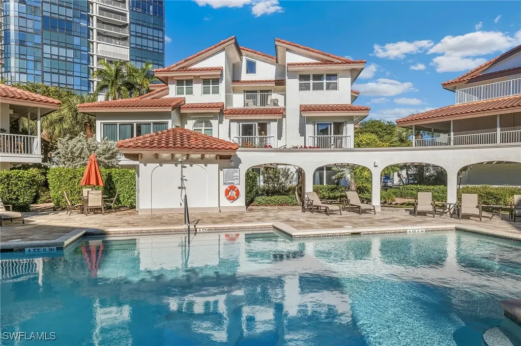 4705 Villa Mare Lane Naples FL 34103