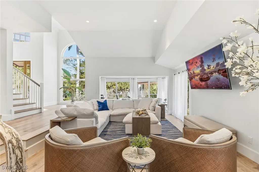 4705 Villa Mare Lane Naples FL 34103