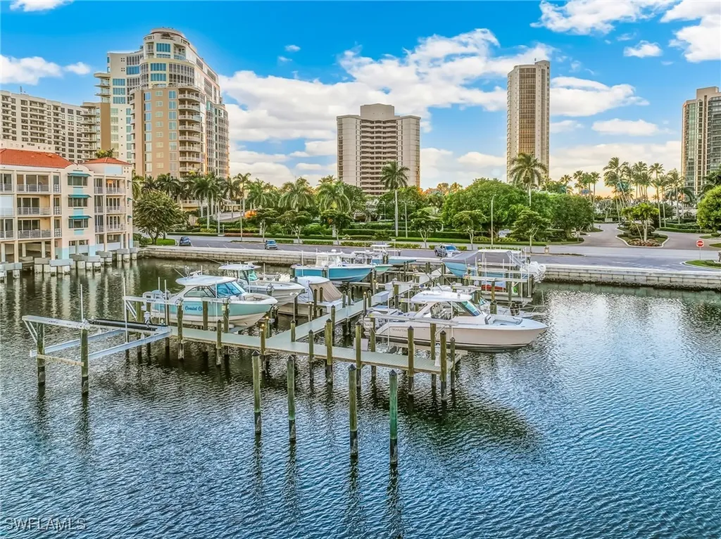 4705 Villa Mare Lane Naples FL 34103